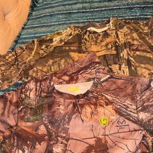 Realtree Woodland Camo Long Sleeve Shirt in Brown and Green